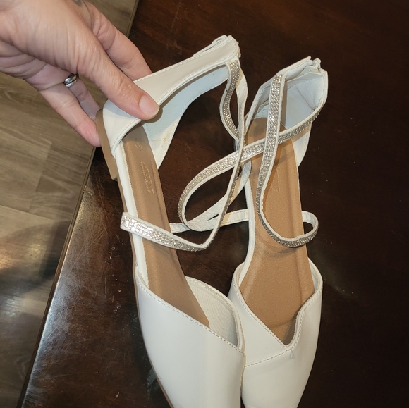 Shoes - Picture 3 of 3